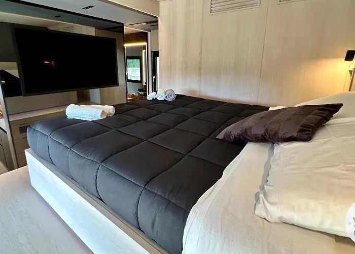 5 Stars * - Luxury House Appartamento Roma