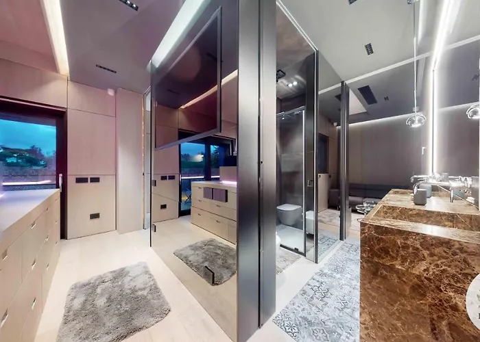 5 Stars * - Luxury House Appartamento Roma