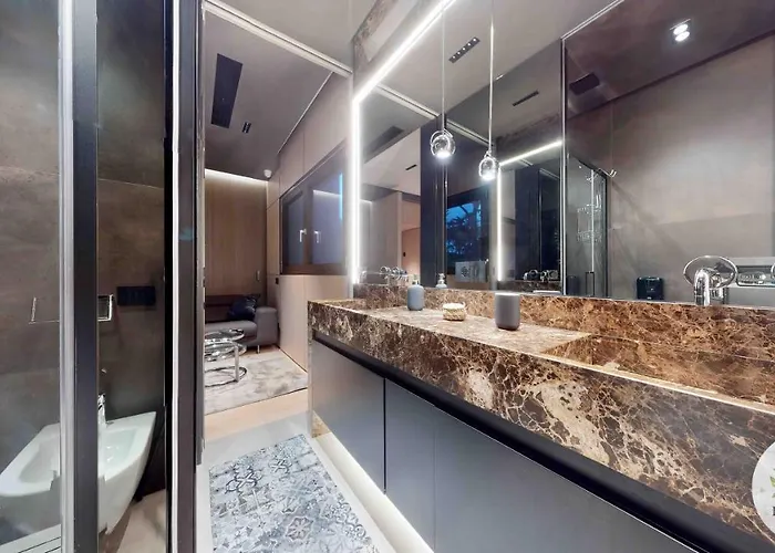 5 Stars * - Luxury House Appartamento